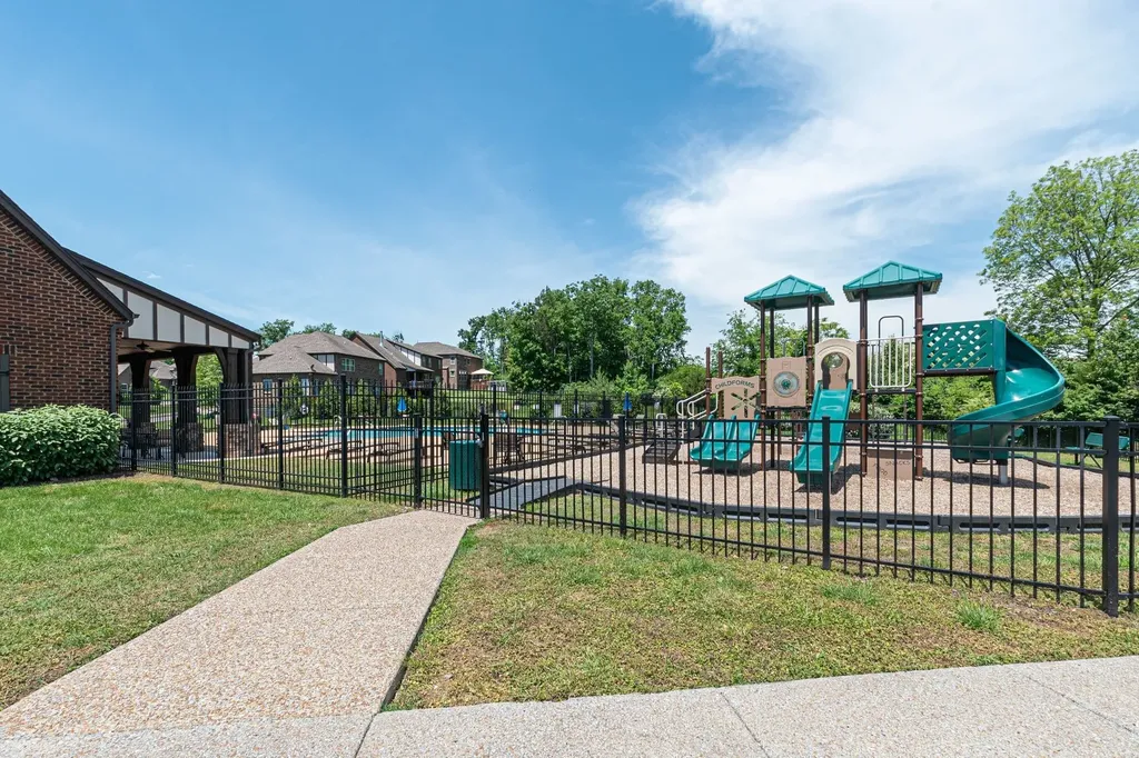 4404 Birdseye Court Hermitage TN 37076