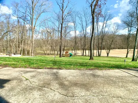 423 Rivermont Drive Clarksville TN 37043