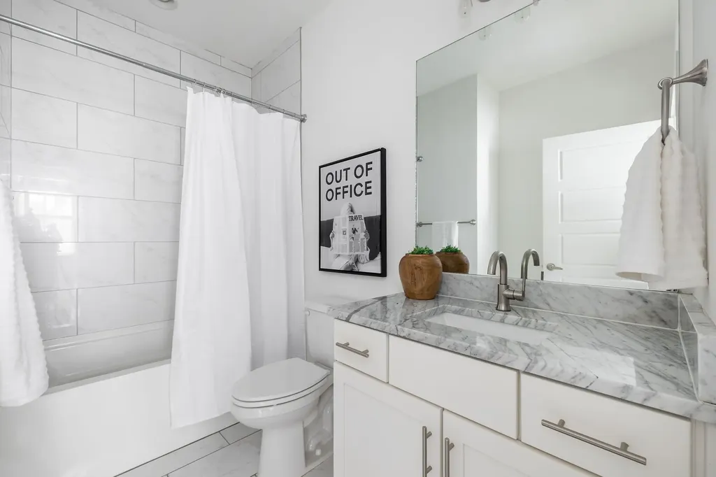 5005B Georgia Avenue Nashville TN 37209