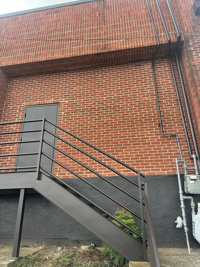 1717 Gallatin Pike, N Madison TN 37115
