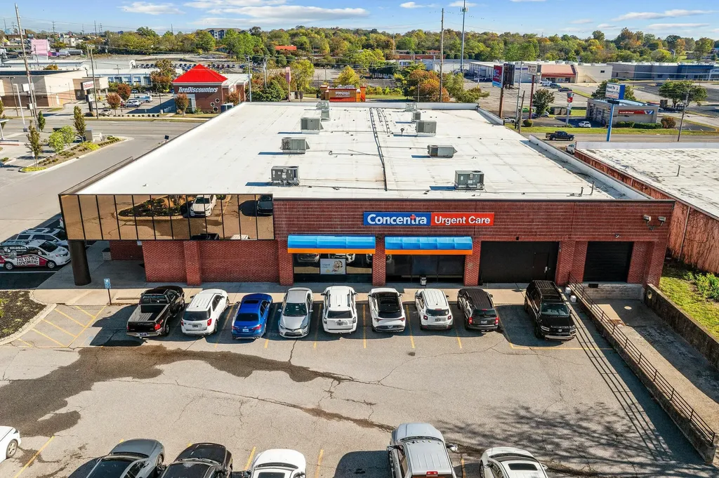 1717 Gallatin Pike, N Madison TN 37115