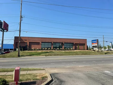 1717 Gallatin Pike, N Madison TN 37115