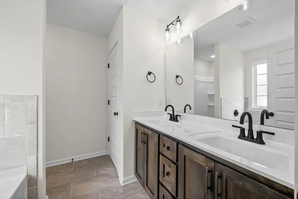 609 Liberty Park Clarksville TN 37042