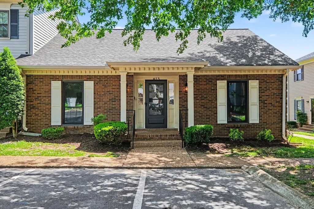 613 Brentwood Point Brentwood TN 37027