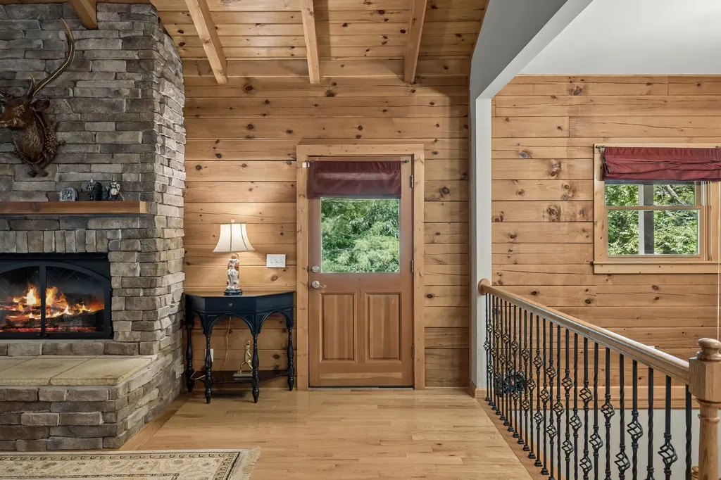 2668 Thompson Station Road, E Thompsons Station TN 37179