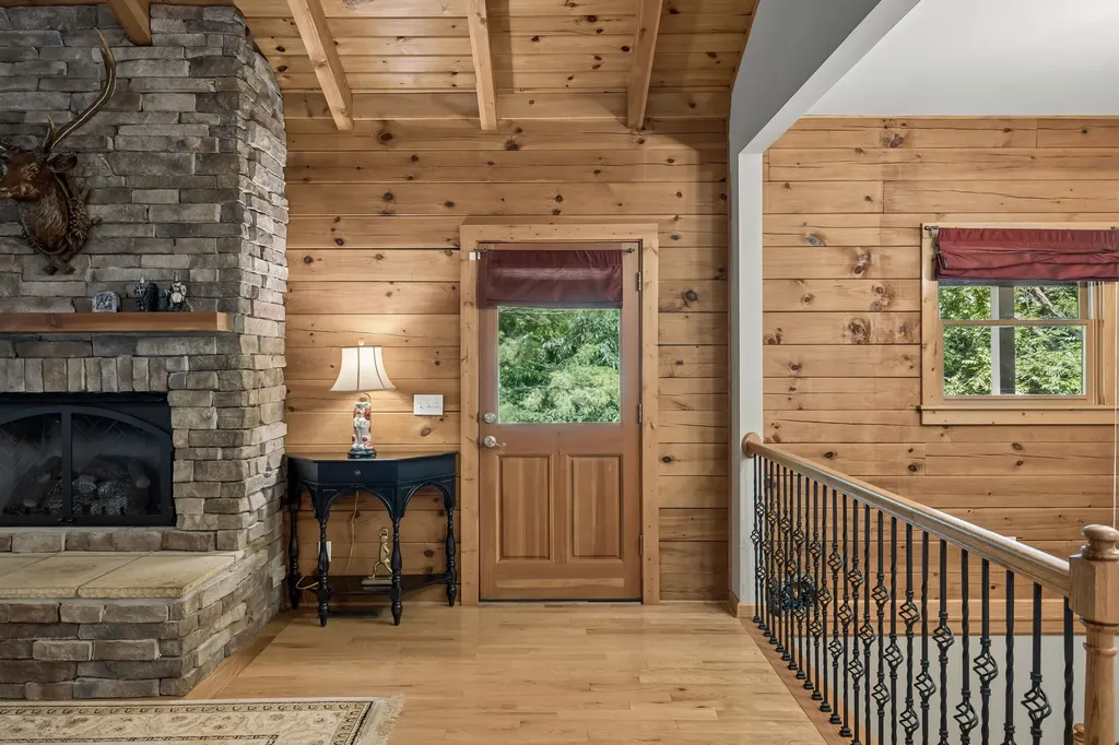 2668 Thompson Station Road, E Thompsons Station TN 37179