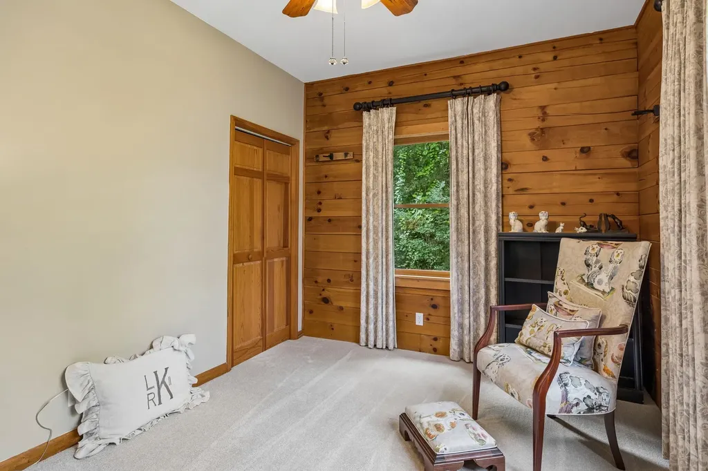 2668 Thompson Station Road, E Thompsons Station TN 37179