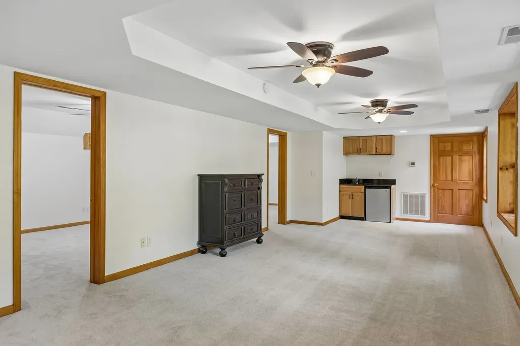2668 Thompson Station Road, E Thompsons Station TN 37179