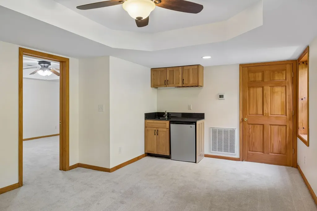 2668 Thompson Station Road, E Thompsons Station TN 37179