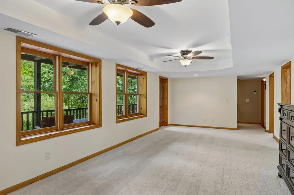 2668 Thompson Station Road, E Thompsons Station TN 37179