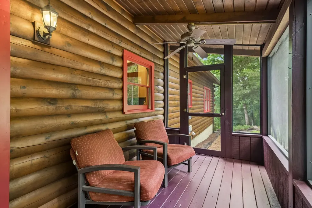2668 Thompson Station Road, E Thompsons Station TN 37179