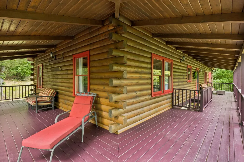2668 Thompson Station Road, E Thompsons Station TN 37179