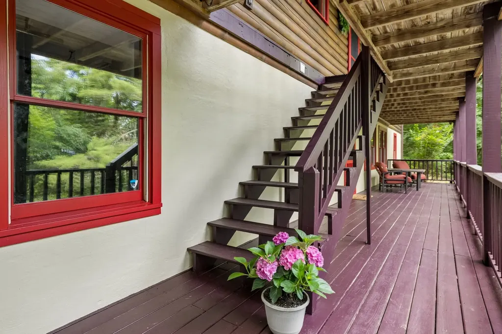 2668 Thompson Station Road, E Thompsons Station TN 37179