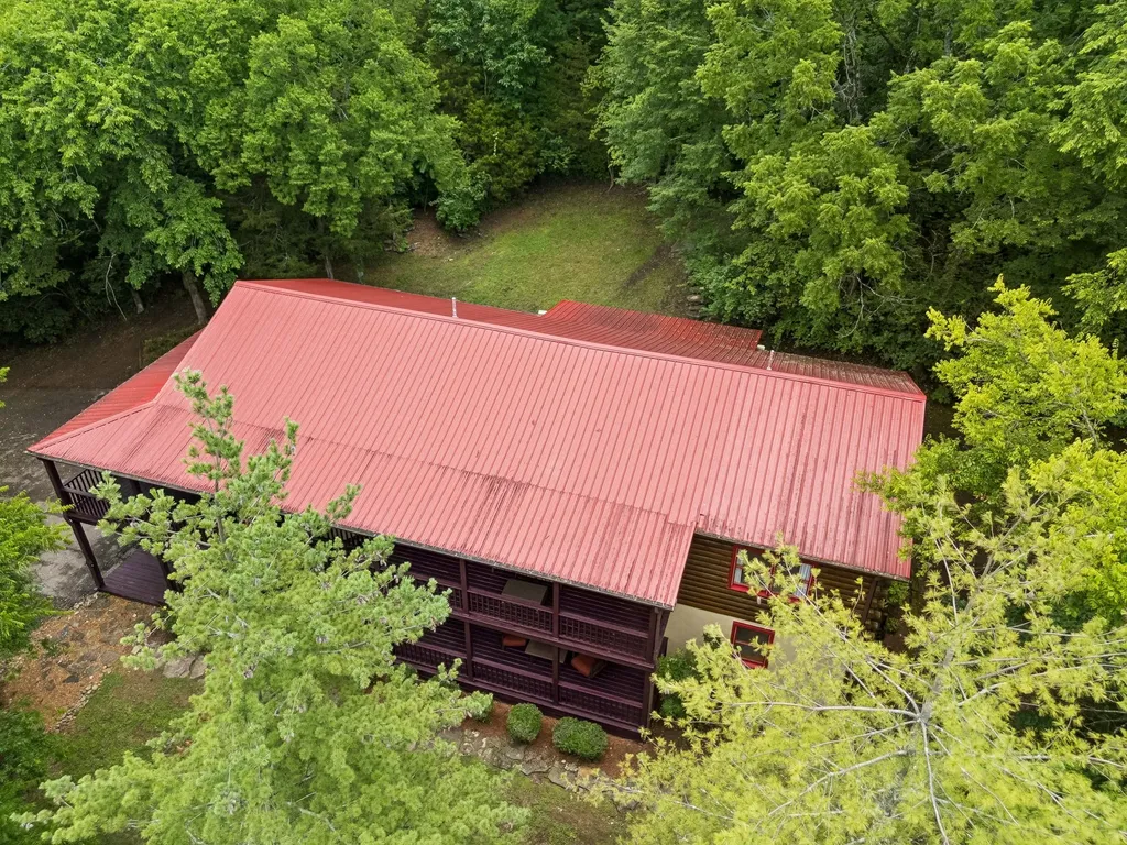 2668 Thompson Station Road, E Thompsons Station TN 37179