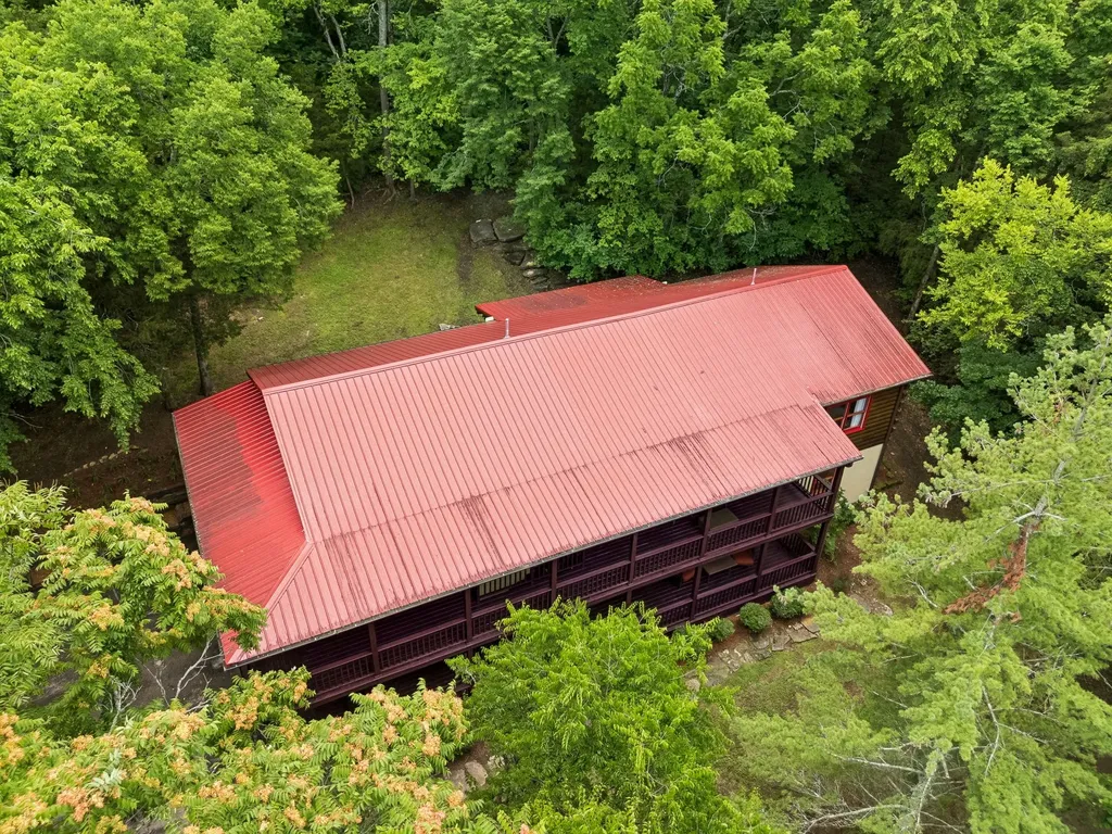 2668 Thompson Station Road, E Thompsons Station TN 37179