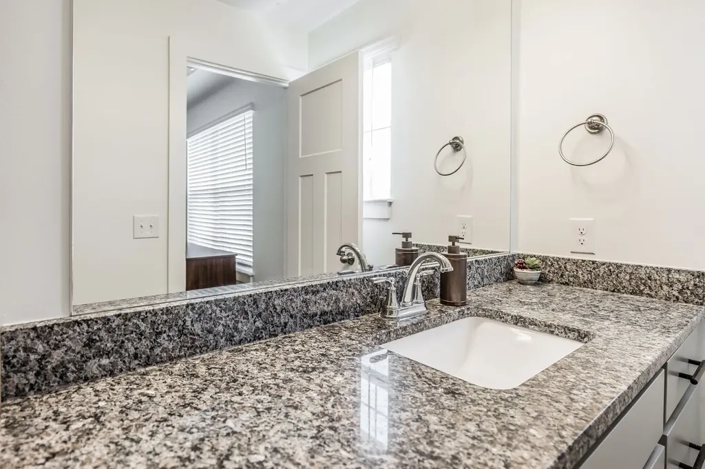 2440 Sayerville Avenue Old Hickory TN 37138