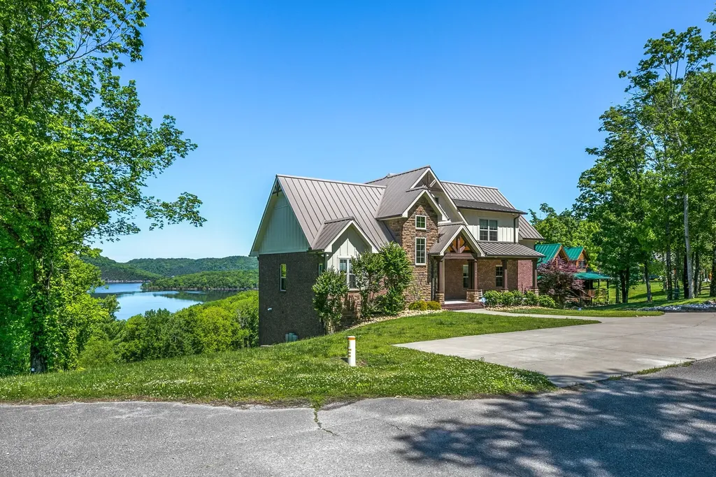 500 Maury Lane Smithville TN 37166