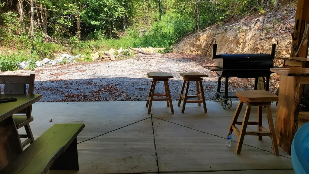 570 Beasley Hollow Road Linden TN 37096