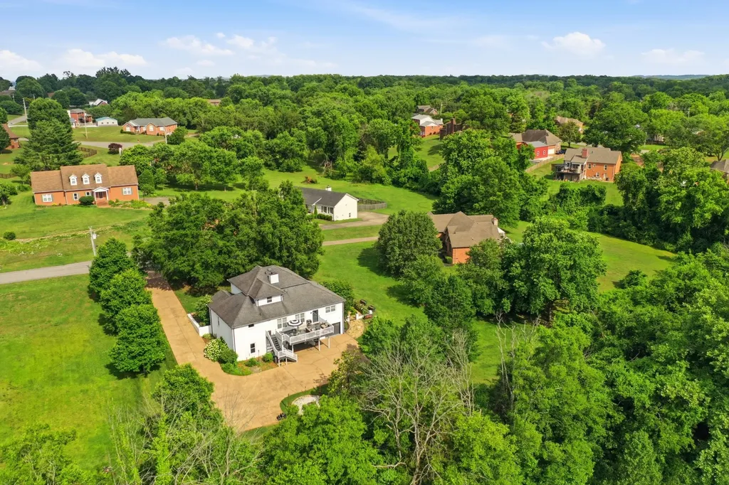 1308 Teddys Place Mount Juliet TN 37122