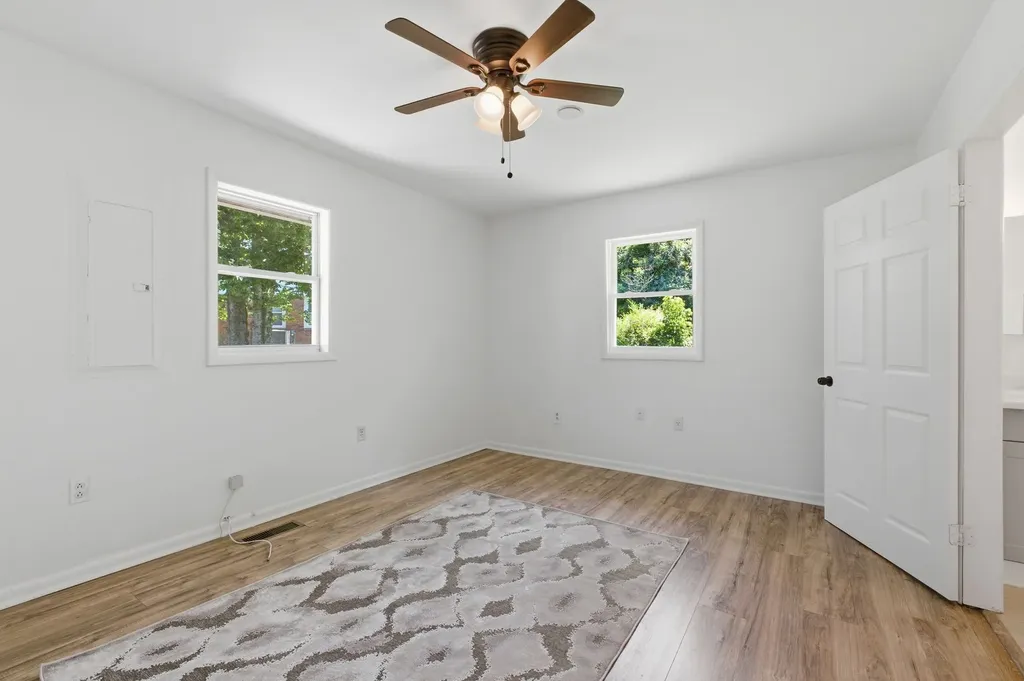 2400 Sandy Drive Nashville TN 37216