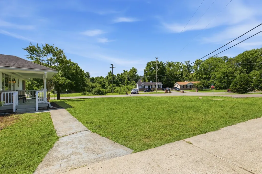 2400 Sandy Drive Nashville TN 37216