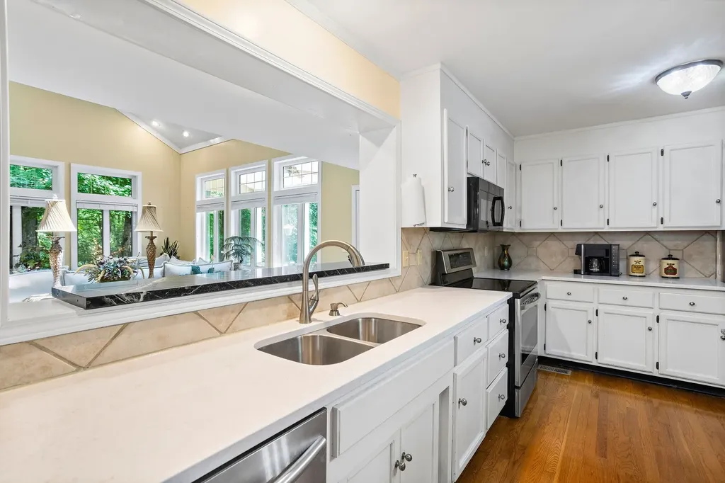 4319 Nicks Drive Springfield TN 37172