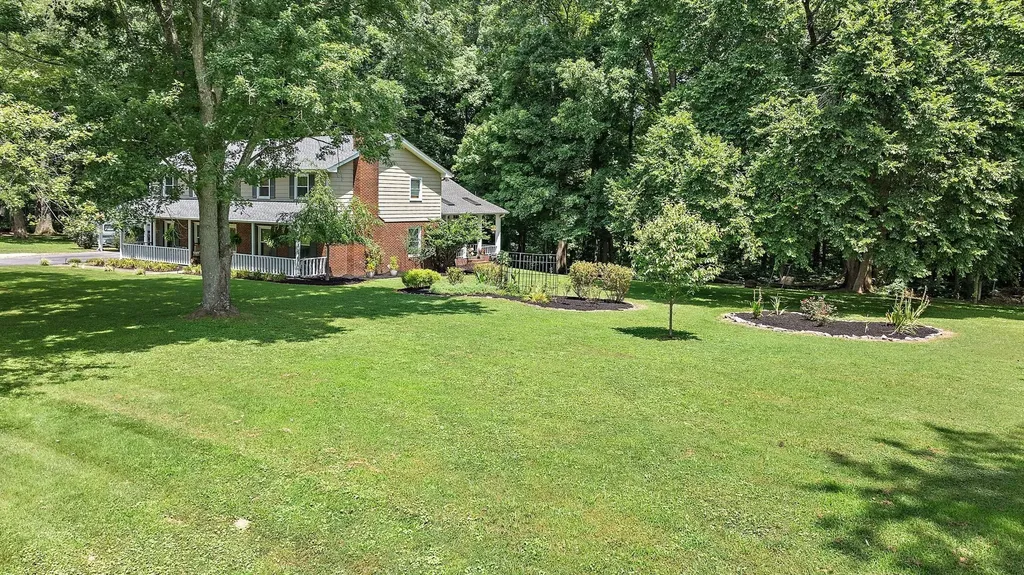 4319 Nicks Drive Springfield TN 37172