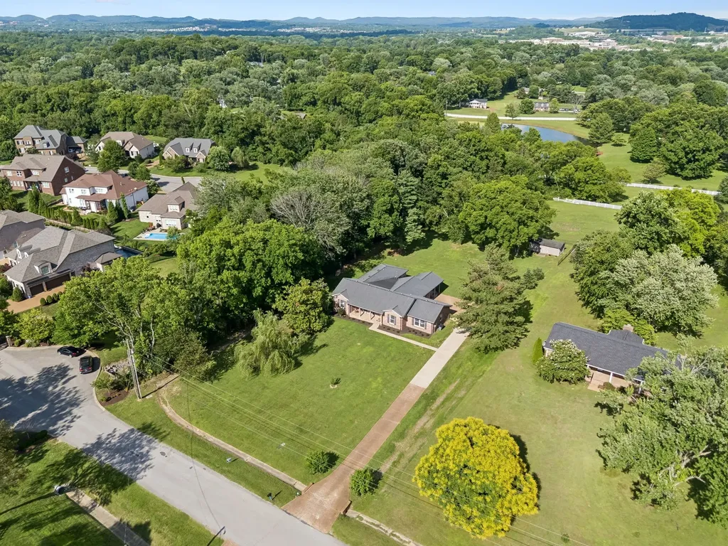 106 Azalea Lane Franklin TN 37064