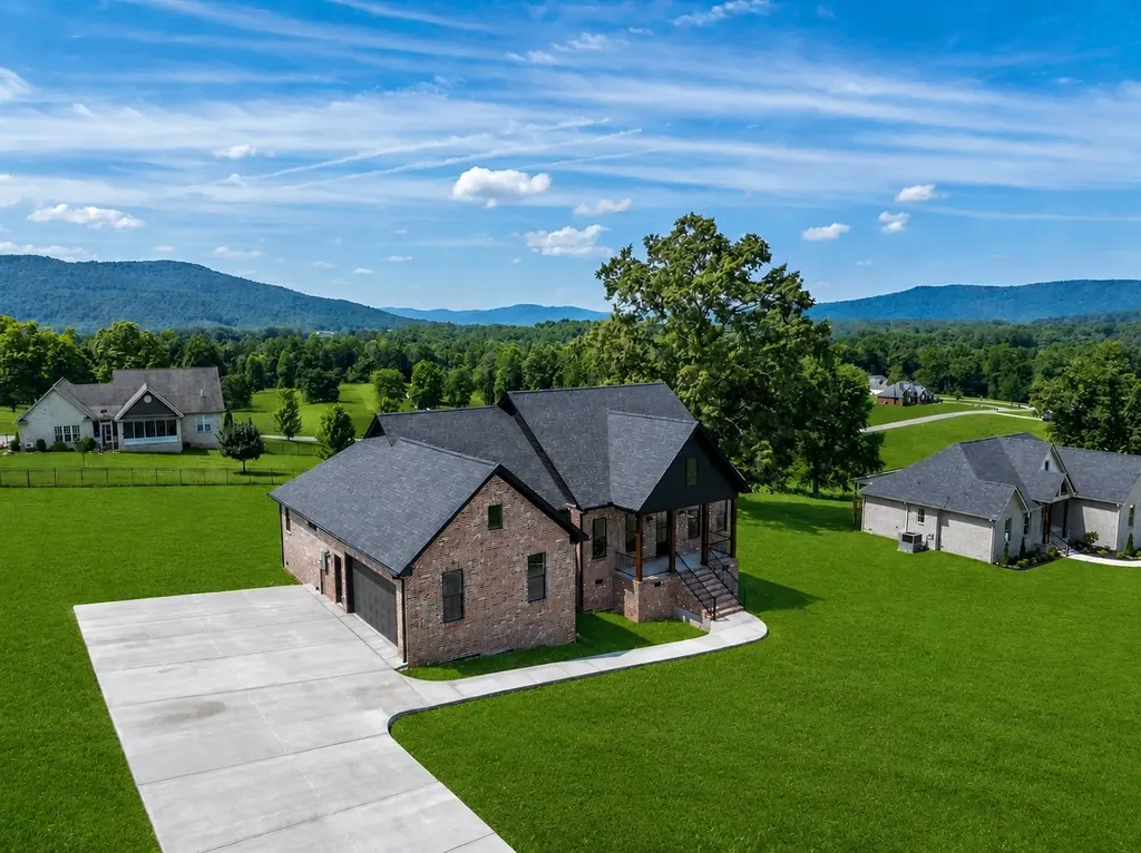 153 Cojohodo Court Mcminnville TN 37110