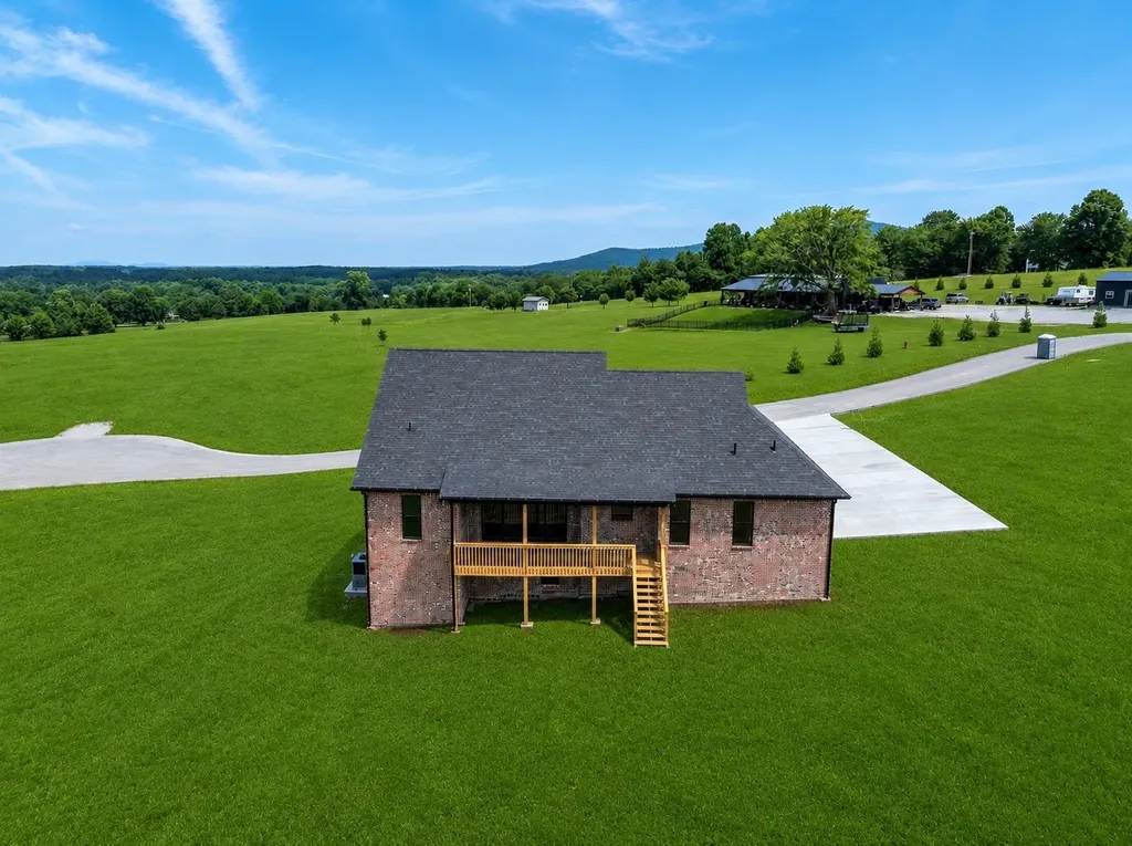 153 Cojohodo Court Mcminnville TN 37110
