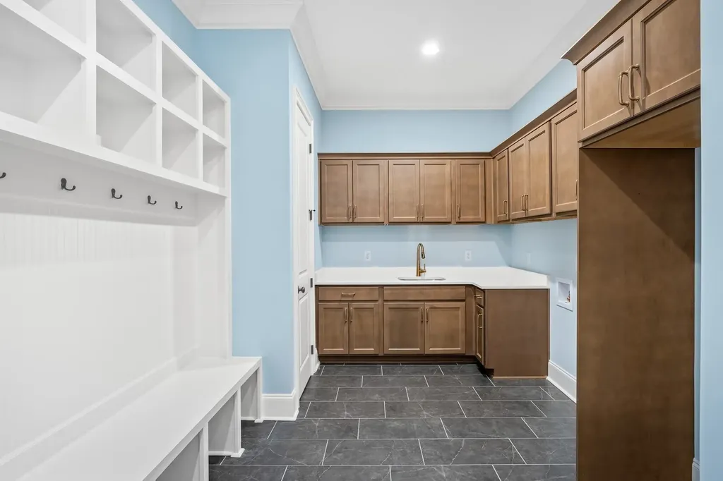 7293 Ruzek Court Fairview TN 37062