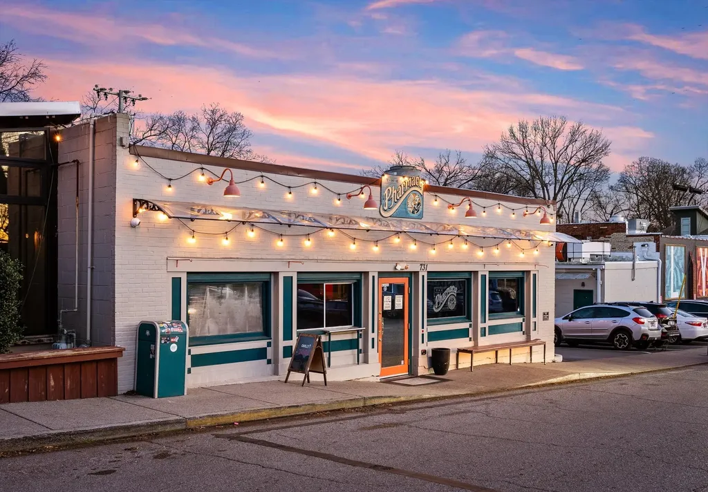 627 Richmond Bend Nashville TN 37206