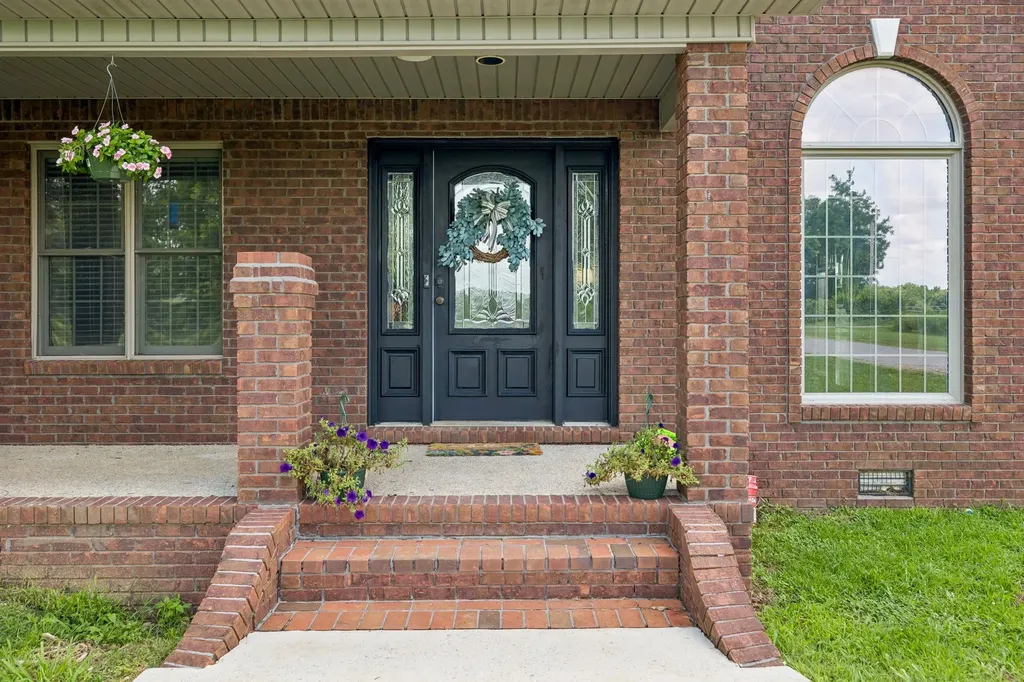 495 Roy Womack Road Smithville TN 37166