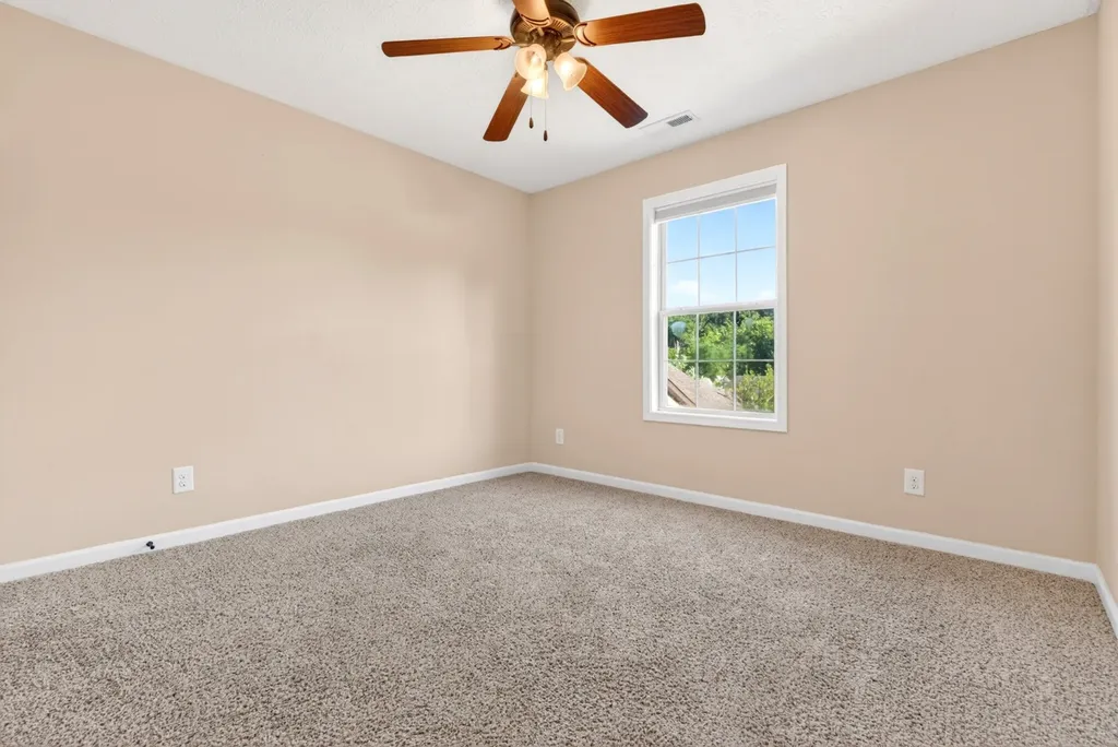493 Comanche Court Clarksville TN 37042