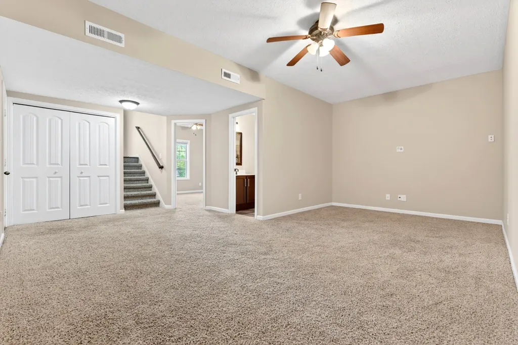 493 Comanche Court Clarksville TN 37042