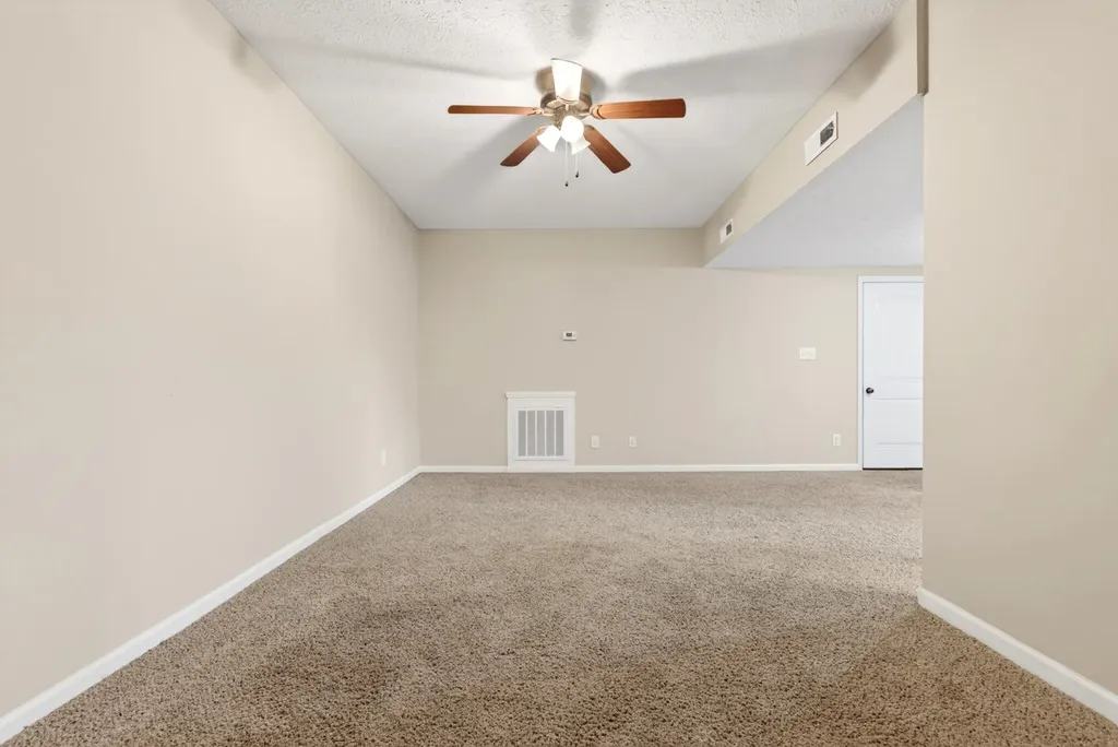 493 Comanche Court Clarksville TN 37042