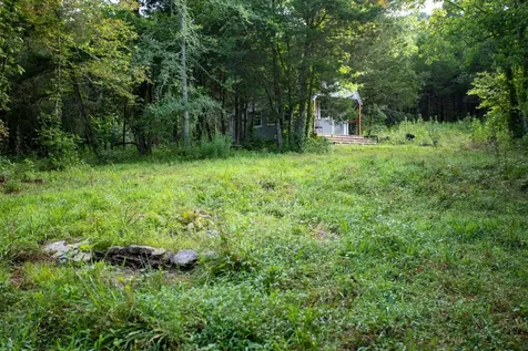 193 Dixon Lane Pleasant Shade TN 37145