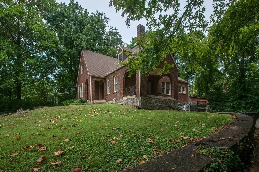 402 Fairfax Avenue Nashville TN 37212