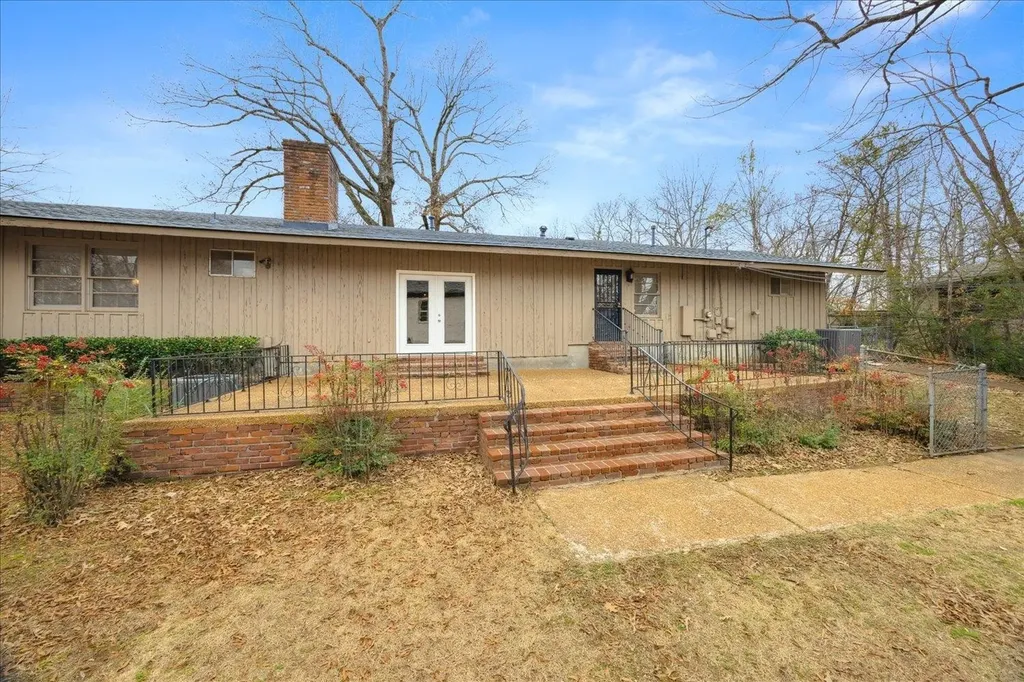 5676 Walnut Grove Place Memphis TN 38120