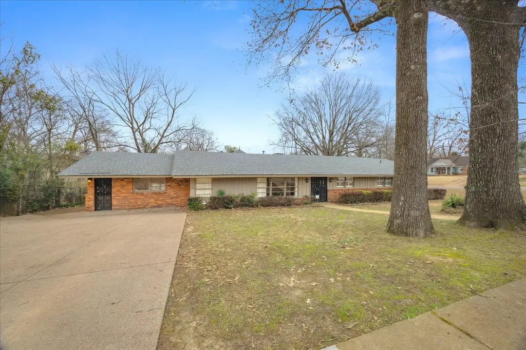 5676 Walnut Grove Place Memphis TN 38120