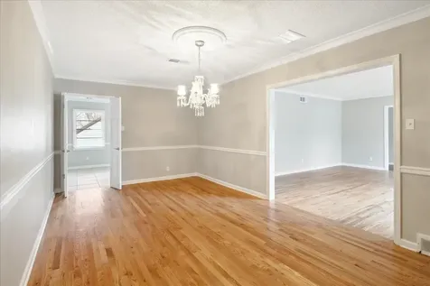 5676 Walnut Grove Place Memphis TN 38120