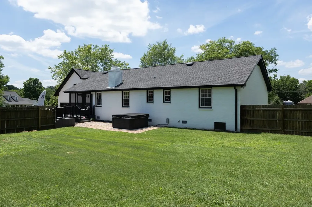 1014 Brookwood Drive Gallatin TN 37066