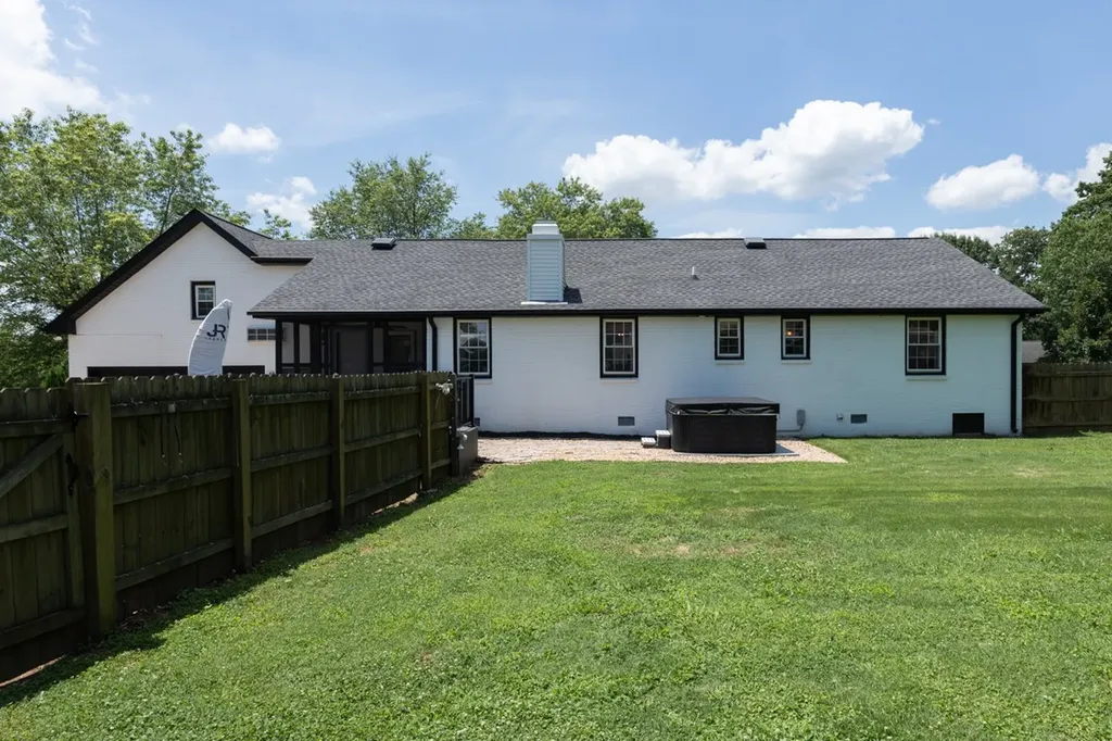 1014 Brookwood Drive Gallatin TN 37066