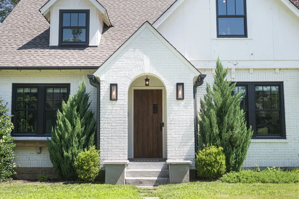 2016 Sweetbriar Avenue Nashville TN 37212