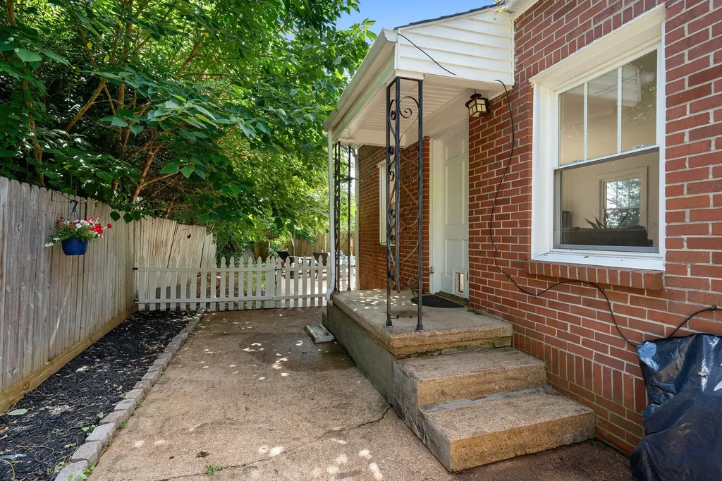 109 Rudolph Drive Clarksville TN 37040