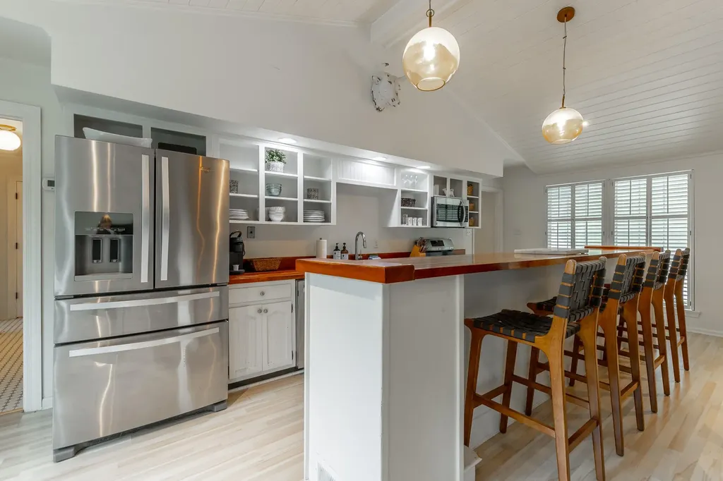 1043 Clift Cave Drive Soddy Daisy TN 37379