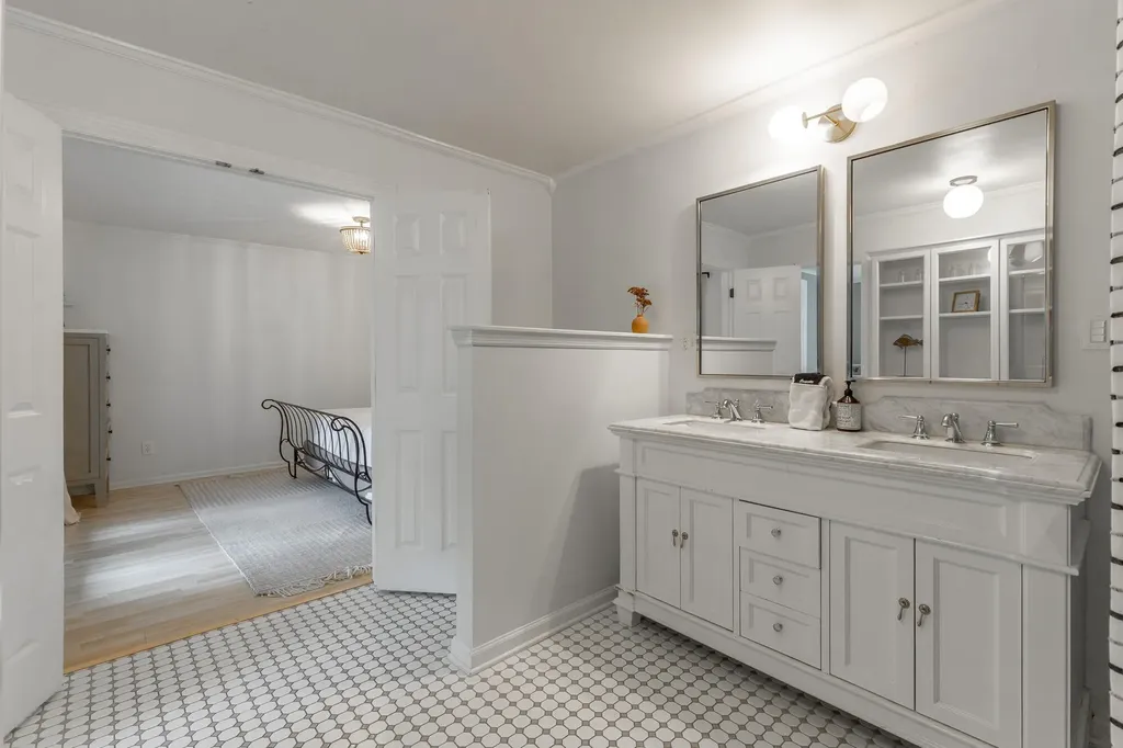 1043 Clift Cave Drive Soddy Daisy TN 37379