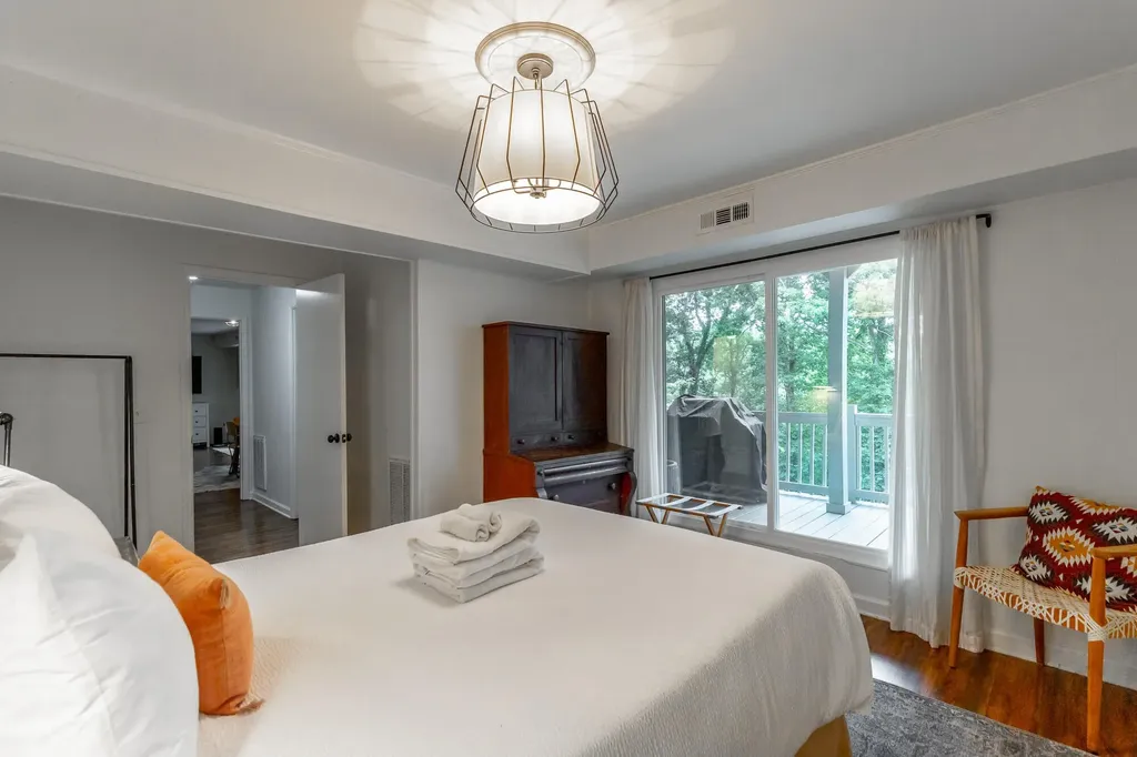 1043 Clift Cave Drive Soddy Daisy TN 37379