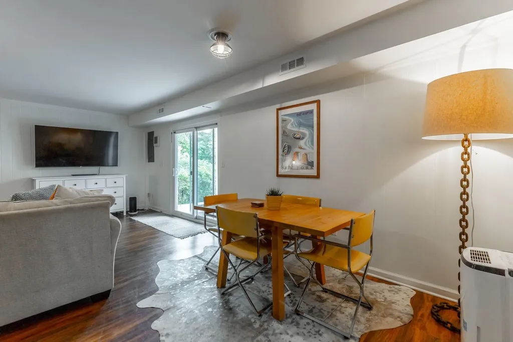 1043 Clift Cave Drive Soddy Daisy TN 37379