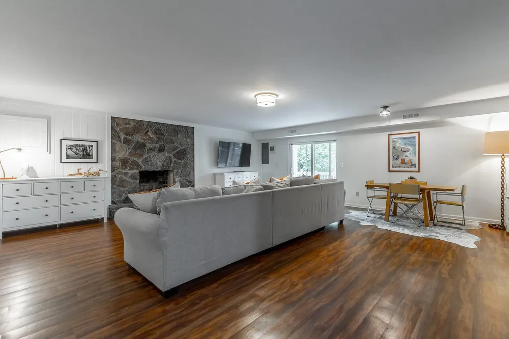 1043 Clift Cave Drive Soddy Daisy TN 37379
